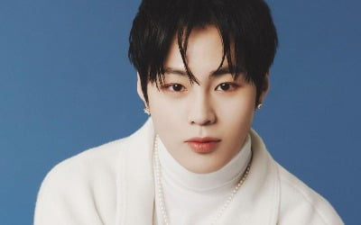 하성운, 한강 피크닉하며 도시락 같이 먹고 싶은 남자 가수 1위…2위는 차은우[TEN차트]