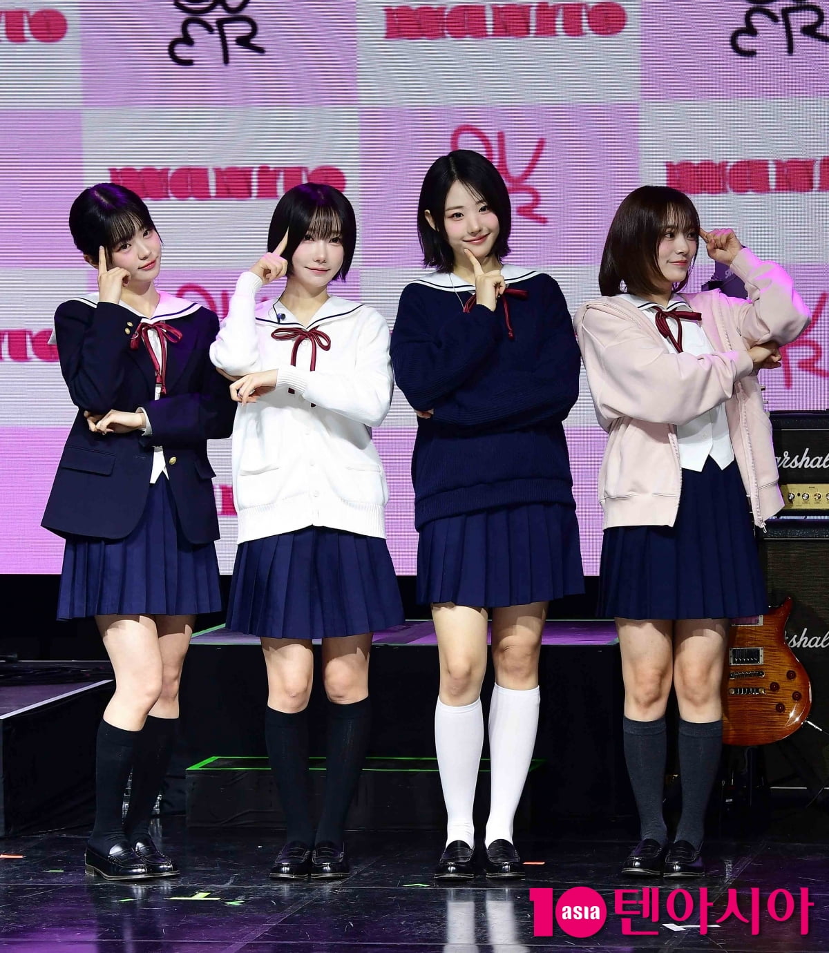 [TEN포토]QWER '미니 1집 '마니또'로 컴백'