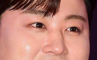 [공식] 김호중, 안드레아 보첼리 30주년 기념 콘서트서 축하 공연