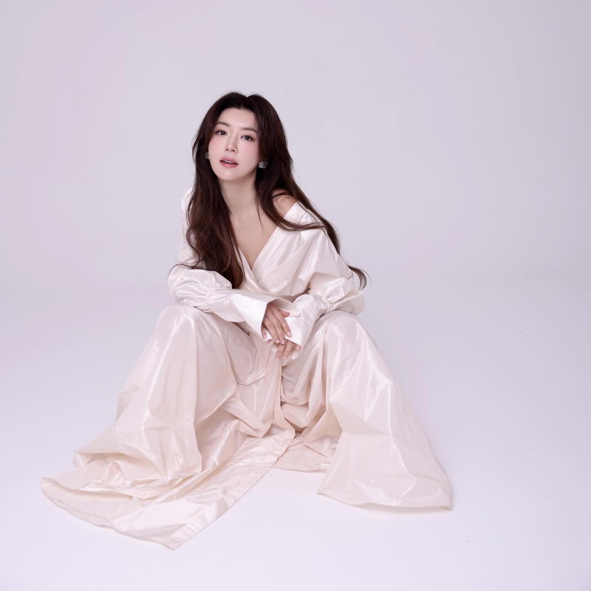 박한별, 6년 만에 촬영 맞아? 교통사고도 이겨낸 5대 얼짱 출신의 배우 모멘트