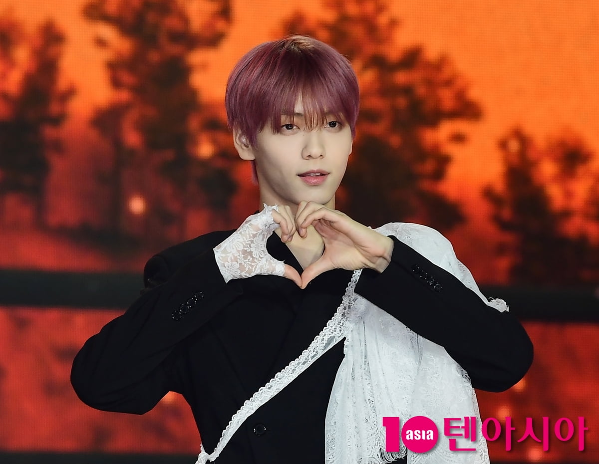 [TEN포토]TXT 수빈 '여심 사로잡을 댄디남'