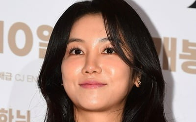 "뭉클+서운" 김옥빈, '7살 차이' 4월의 신부 채서진 집 떠나보내는 심경[TEN피플]