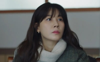 [종합] 김하늘, 만취한 '전 남친' 연우진 데리고 숙소行('멱살')