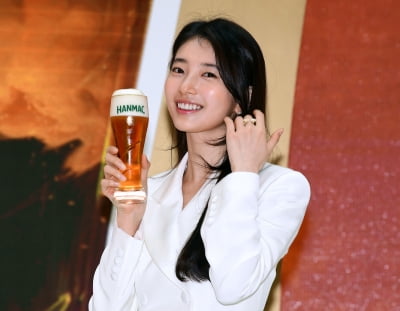 [TEN포토]수지 '보고도 믿겨지지 않은 CG비주얼'
