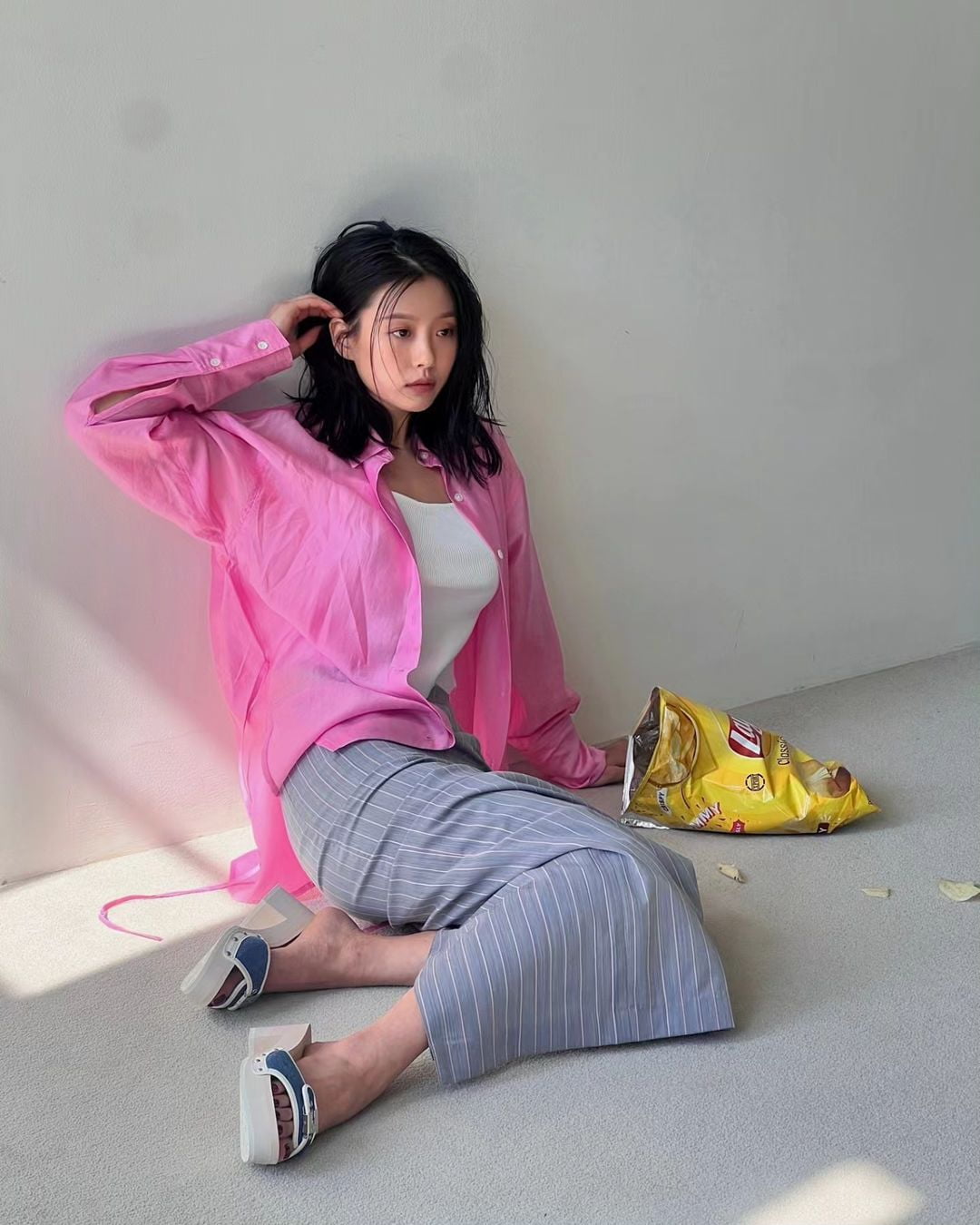 '서진이네2' 합류한 고민시, 속옷 차림에 팬들 '깜짝'
