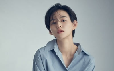 ユ·アイン主演「終末のバカ」公開日確定