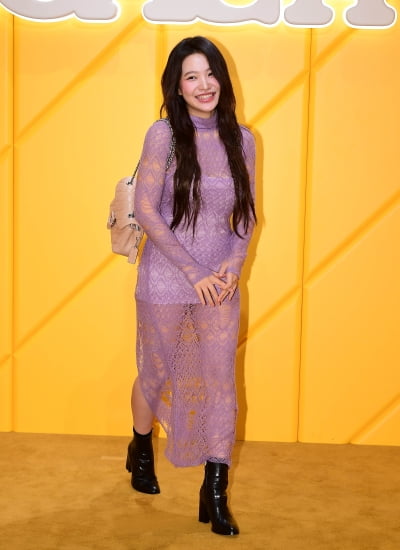 [TEN포토] 레드벨벳 예리 '아찔한 퇴장'