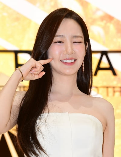 [TEN포토]박민영 '굿 모닝~'