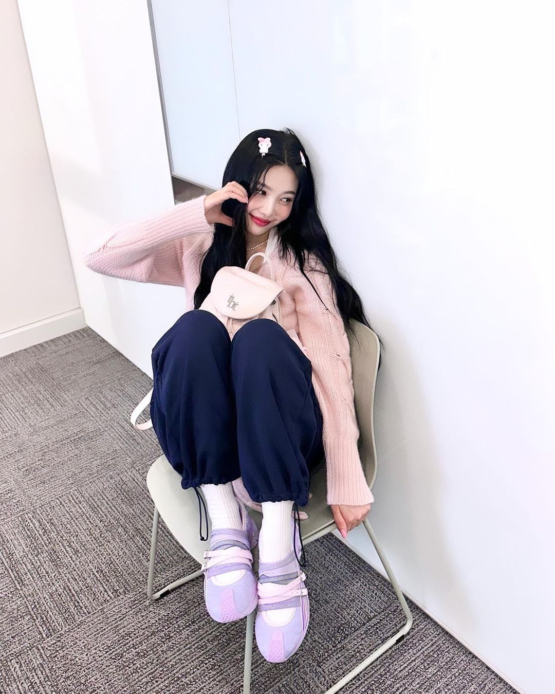 레드벨벳 조이, '♥크러쉬' 또 반하겠네…인간 벚꽃 등극