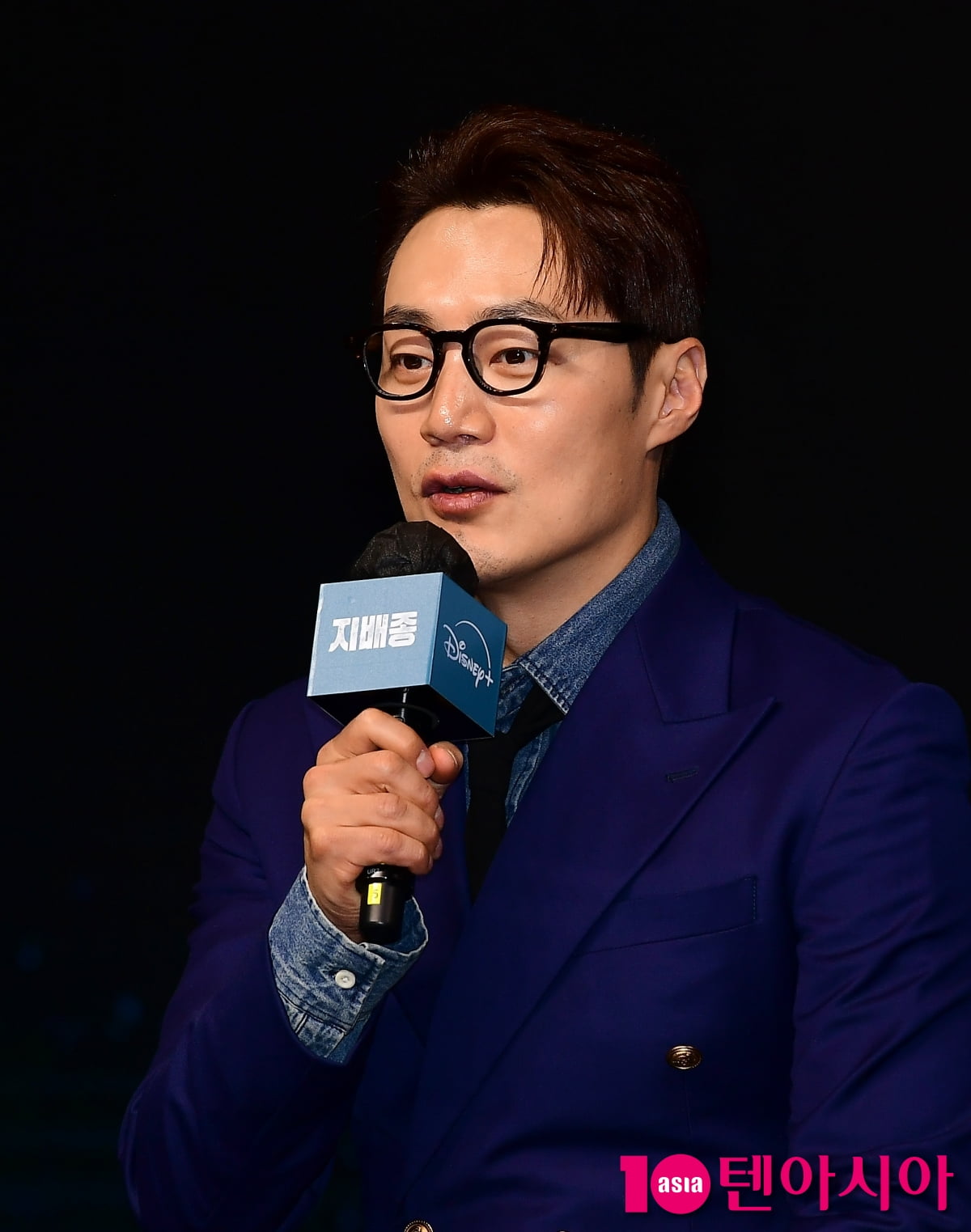 [TEN포토]이희준 '최고 고위직역 초호화 촬영하며 감탄'