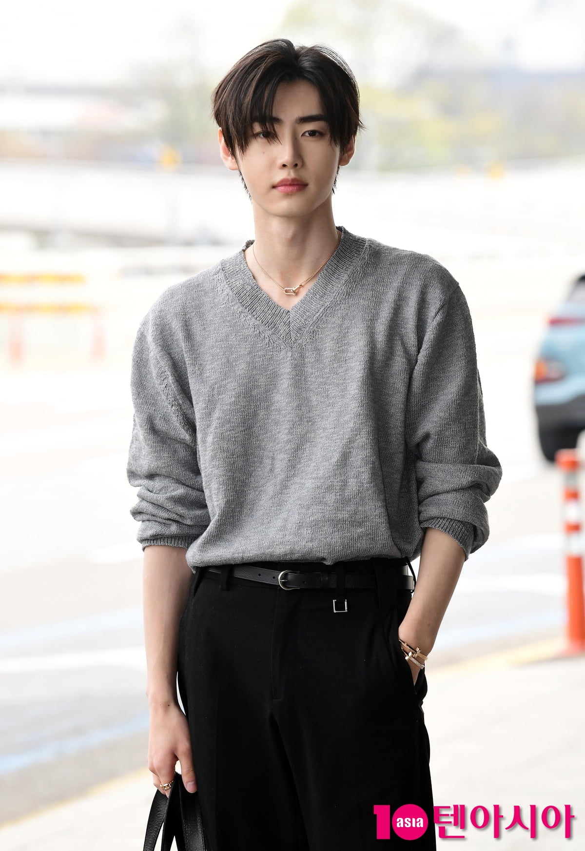 [TEN포토]엔하이픈 성훈 '외모에 봄이 왔네'