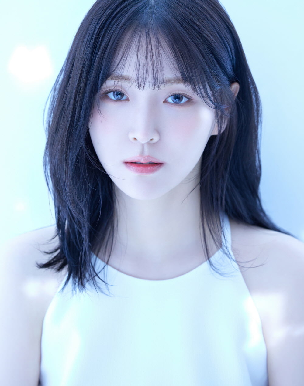 김지은, 청량+다크 다 되는 비주얼