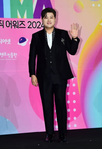[TEN포토]김호중 '오늘도 멋짐'