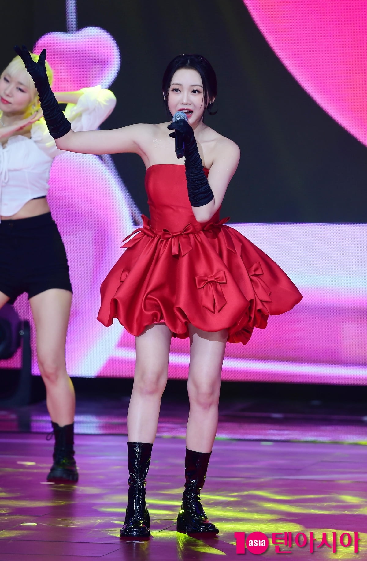 [TEN포토]홍지윤 '신나는 왔지윤~'