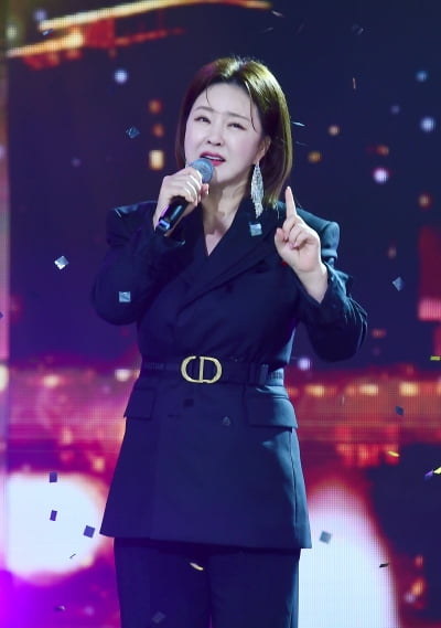 [TEN포토]금잔디 '애절한 보이스'
