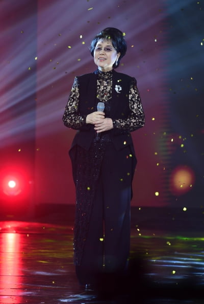 [TEN포토]심수봉 '행복한 표정'