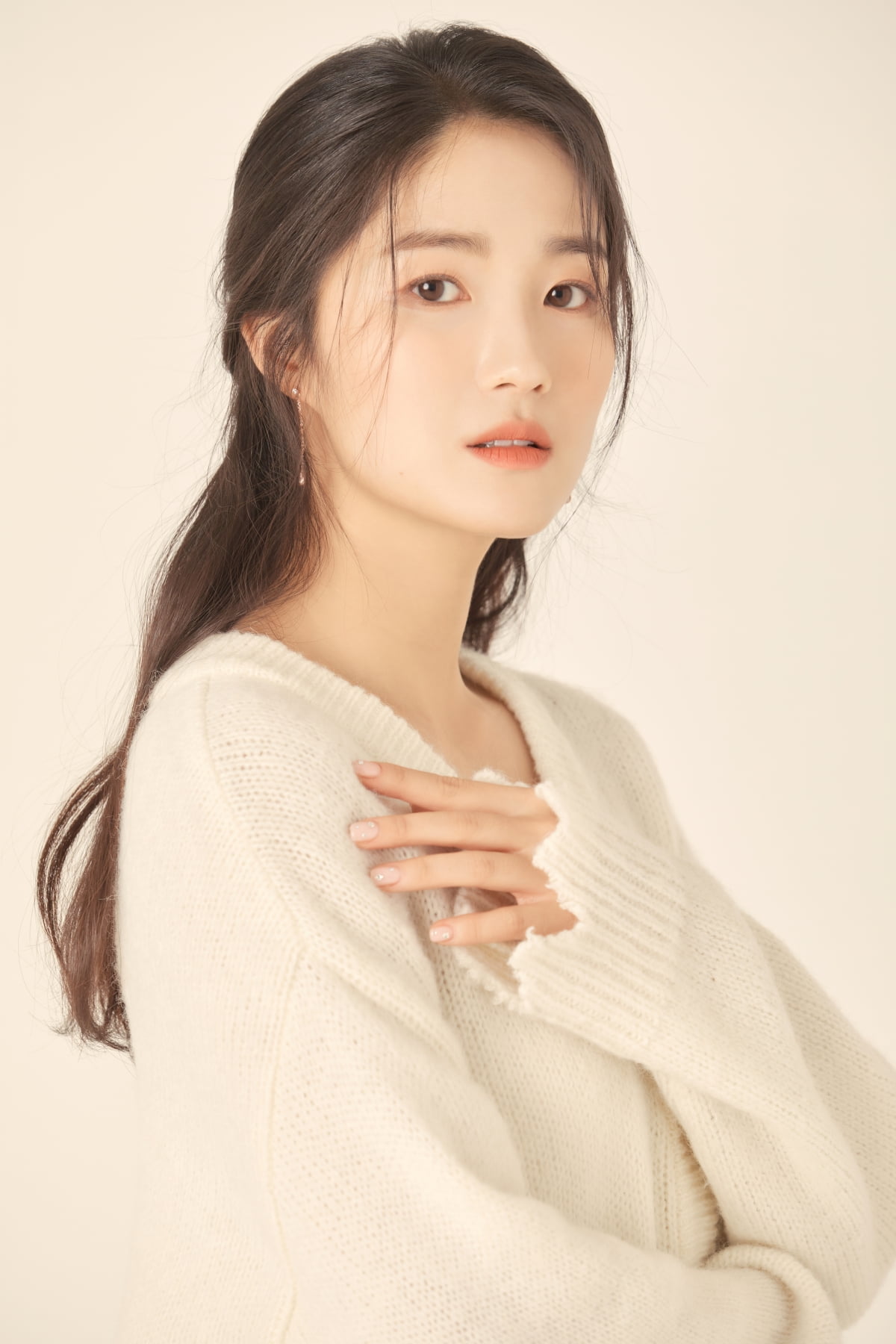 / 사진 = 아티스트컴퍼니