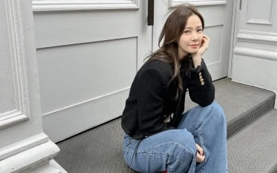 '권상우♥' 손태영, 43세 맞아?…명품 코디도 MZ스럽게