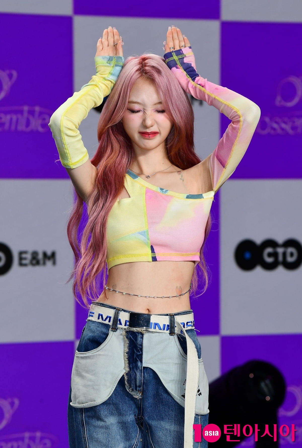 [TEN포토]루셈블 여진 '귀여운 토끼'