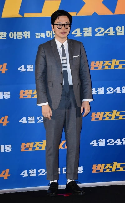 [TEN포토]이동휘 '패셔니스타의 화려함'