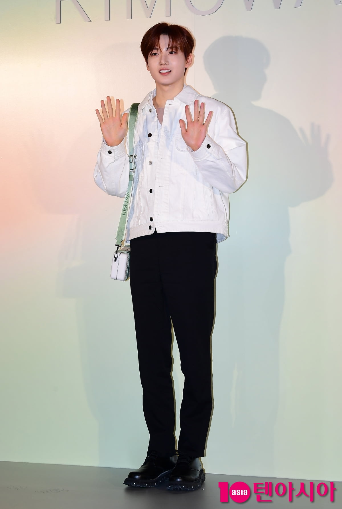 [TEN포토]트레저 준규 '깔끔한 블랙&화이트'