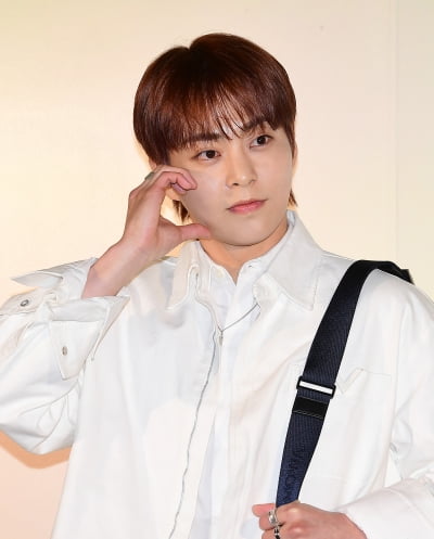 [TEN포토]엑소 시우민 '달콤 하트'