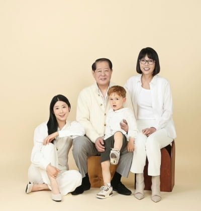 사유리 子 젠, 폭풍 성장…"가족사진" [TEN★]