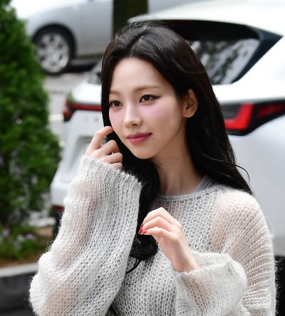 [TEN포토]에스파 카리나 '오늘도 예쁨'