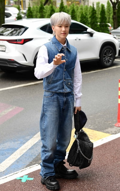 [TEN포토]세븐틴 호시 '예능에서 만나요'