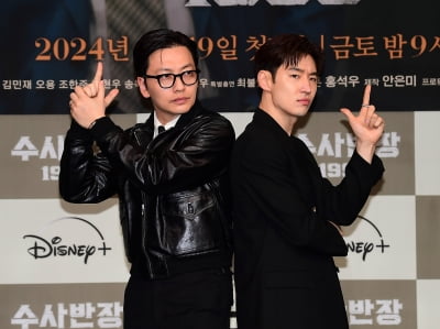 [TEN포토]이제훈-이동휘 '우린 베스트 커플상?'