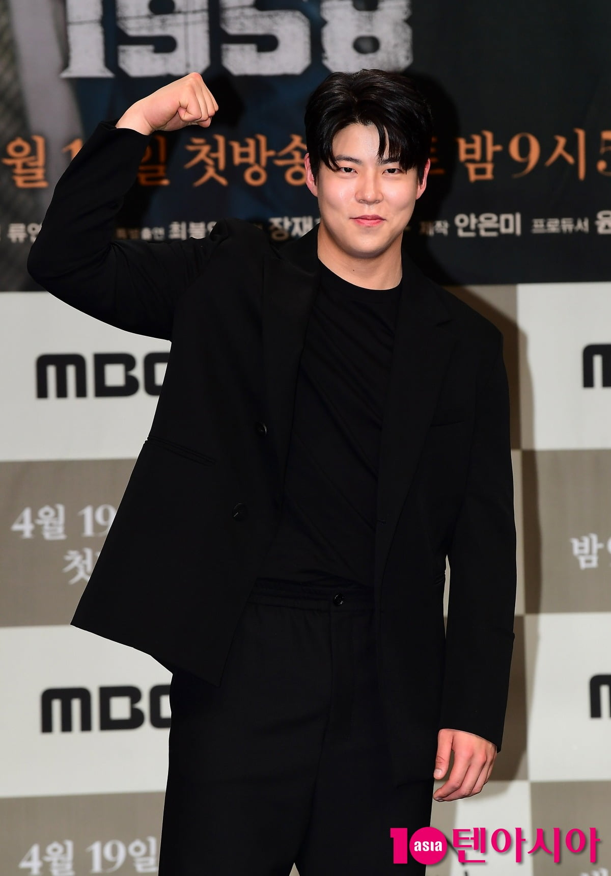 [종합] "대상 안 받겠다" 이제훈, 폭탄 선언…끈끈한 팀워크로 완성한 '수사반장 1958'
