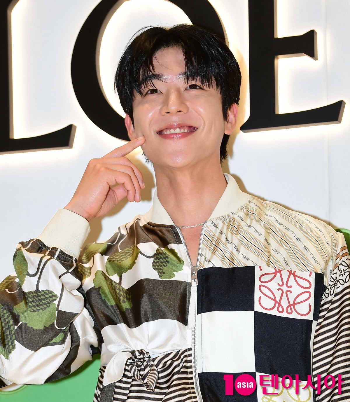 [TEN포토]채종협 '볼콕에 심쿵'