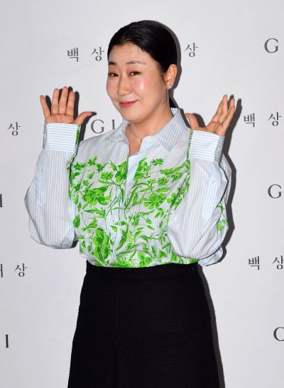[TEN포토]라미란 '반가워요'