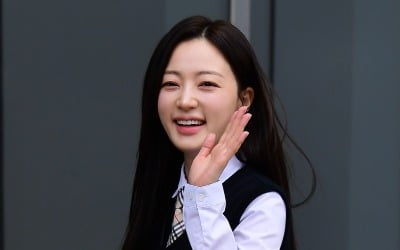 “It will be my sister’s rumor for a very long time”… Song Ha-yoon, a male victim of school violence, further exposes DM content