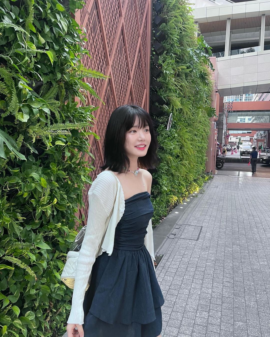 이유비, 33세가 믿기지 않는 동안 미모 자랑…아이돌 데뷔해도 되겠네
