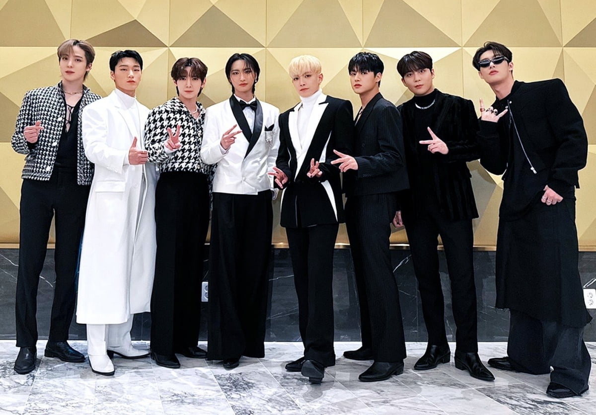 코첼라서 살아남은 에이티즈, BTS 후계 경쟁 대항마 될까 [TEN피플]