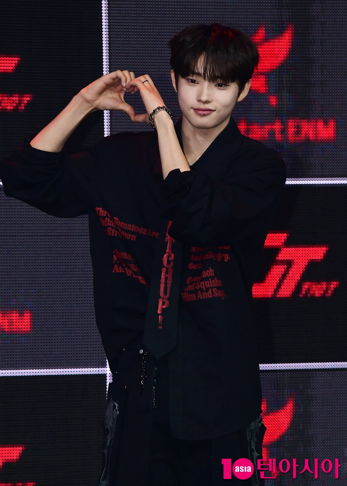 [TEN포토]티아이오티 신예찬 '막내의 귀여움'
