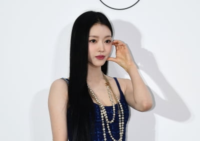 [TEN포토]오마이걸 유아 '쇄골미인'