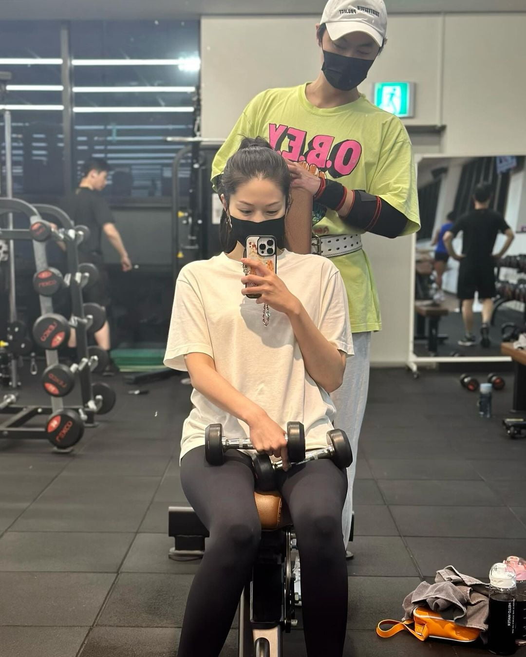 류이서, 가냘픈데 의외의 근육질…떨어질 줄 모르는 ♥전진