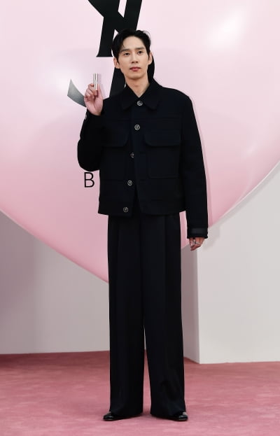 [TEN포토]박성훈 '멋짐 폭발'