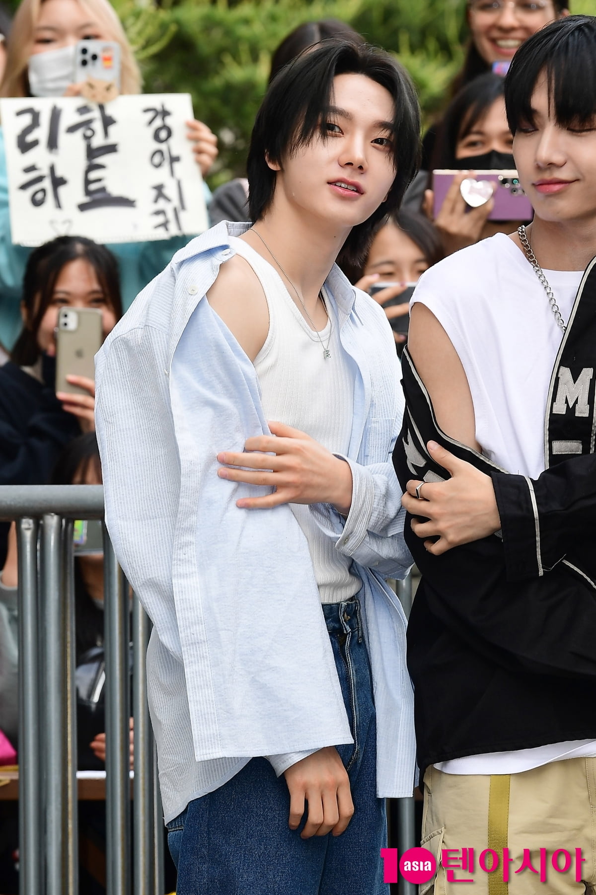 [TEN포토]보이넥스트도어 성호 '너무 섹시했나 19금'