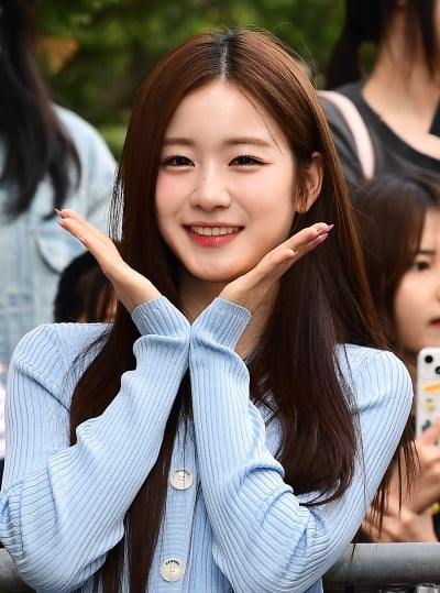 [TEN포토]우아 우연 '눈부심 그 자체'