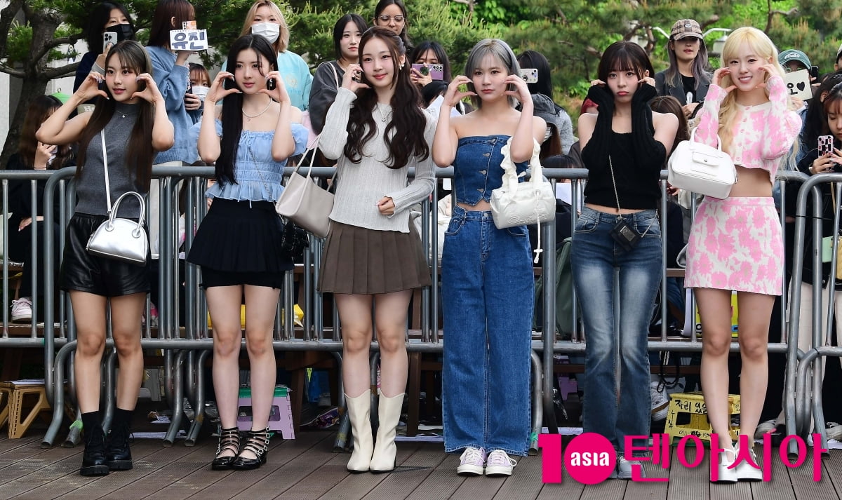 [TEN포토]비웨이브 '청순미 뿌리는 출근길'