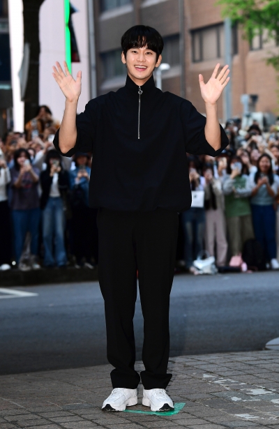[TEN포토]김수현 '힐링되는 미소'(눈물의 여왕 종방연)