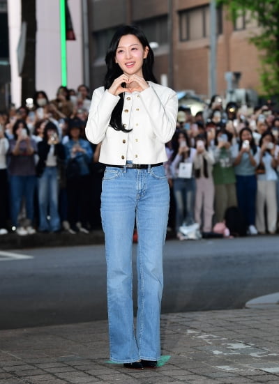 [TEN포토]김지원 '행복한 미소'(눈물의 여왕 종방연)