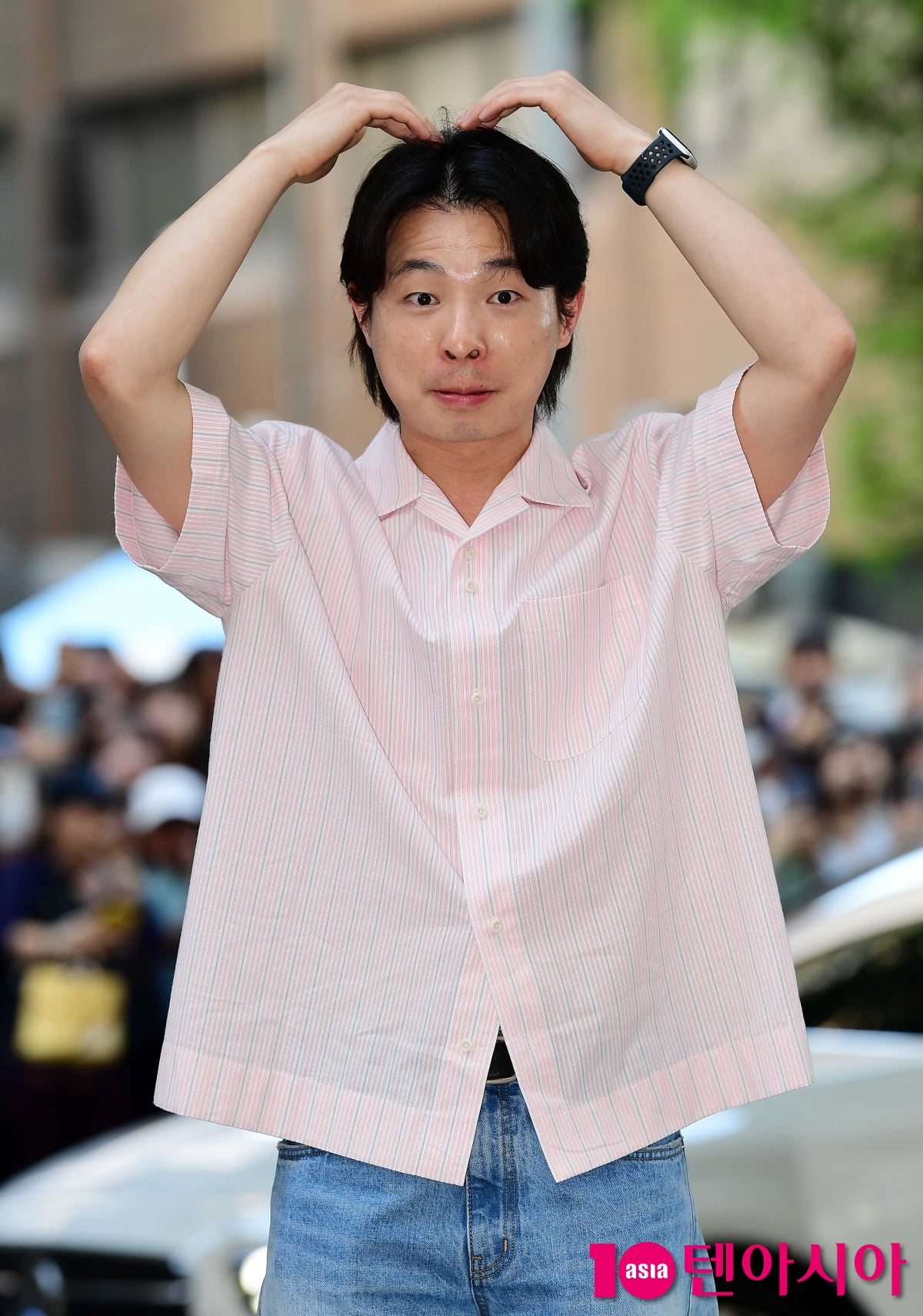 [TEN포토]이태영 '수줍은 하트'(눈물의 여왕 종방연)
