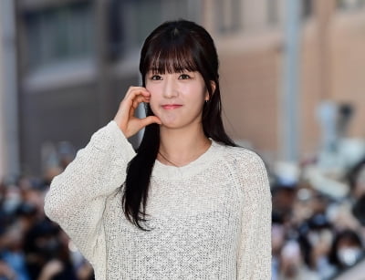 [TEN포토]윤보미 '나비서의 하트'(눈물의 여왕 종방연)