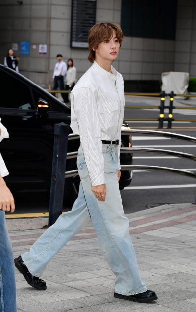 [TEN포토]라이즈 앤톤 '촉촉한 눈빛'