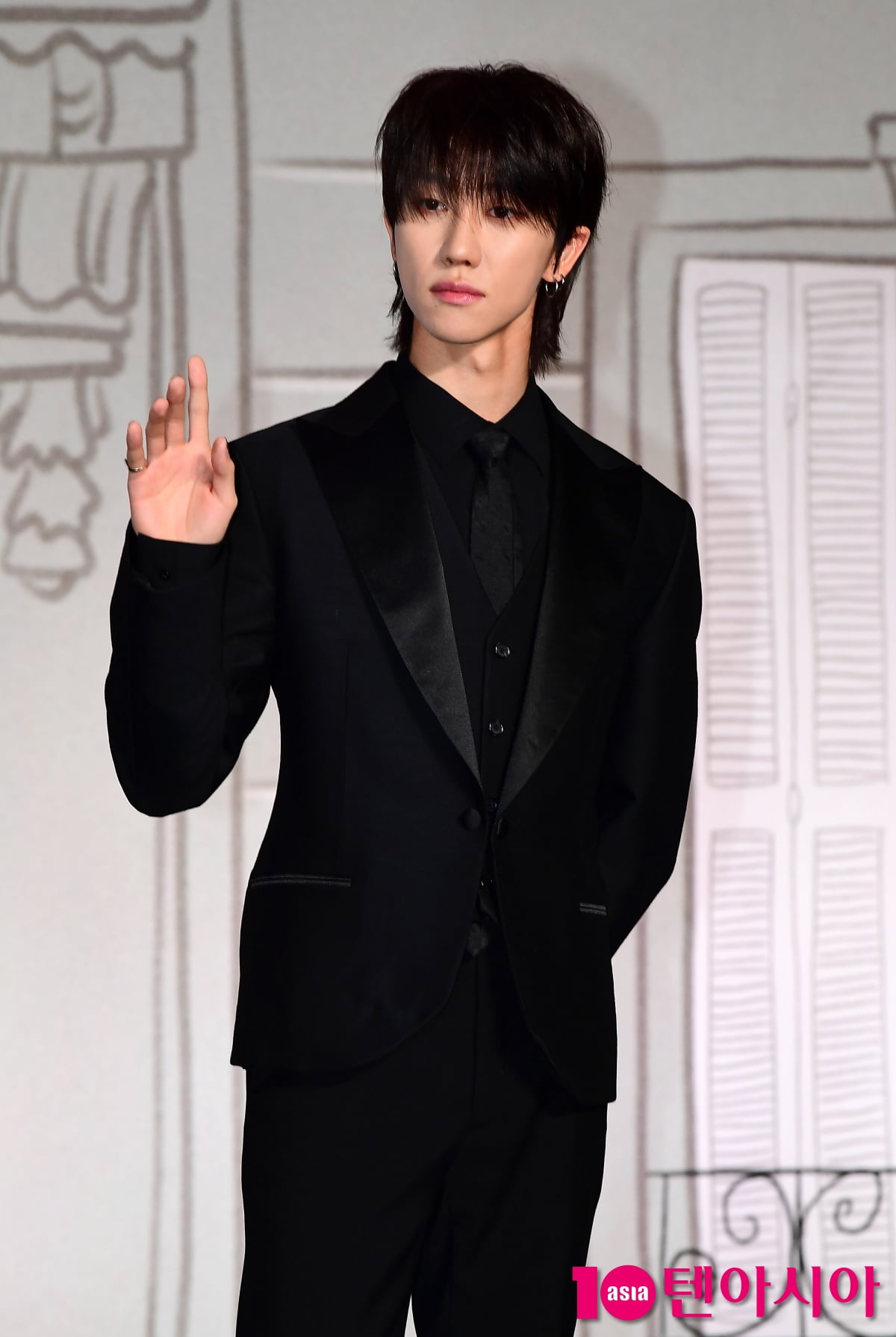 [TEN포토]세븐틴 디에잇 '매력 넘치는 인사'
