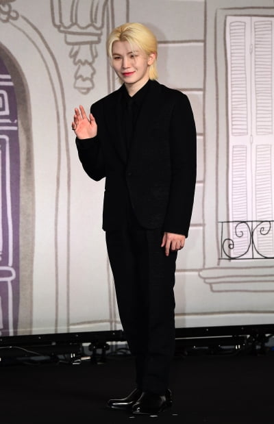 [TEN포토]세븐틴 우지 '지난 9년과 미래를 담은 앨범'